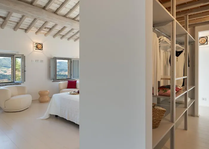 Il Pozzo 14, Emma Villa Pomarance